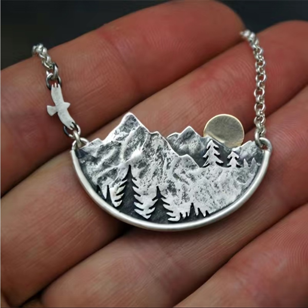 Mountain range full moon silver necklace - Picture 2 of 5